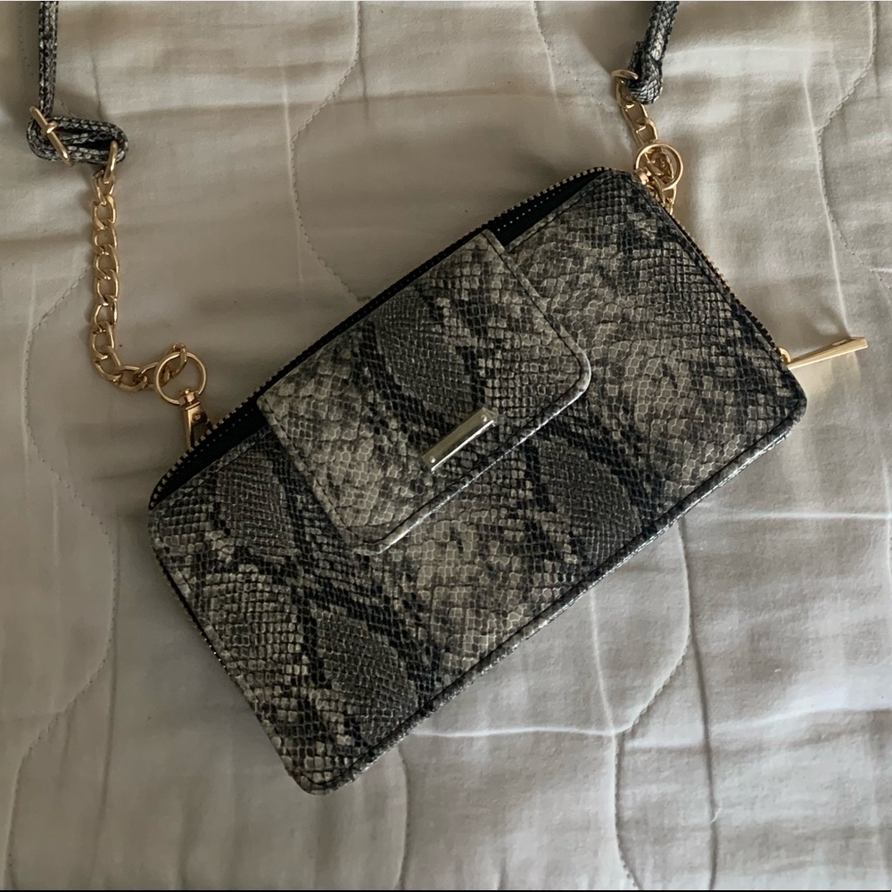 Snake skin purse